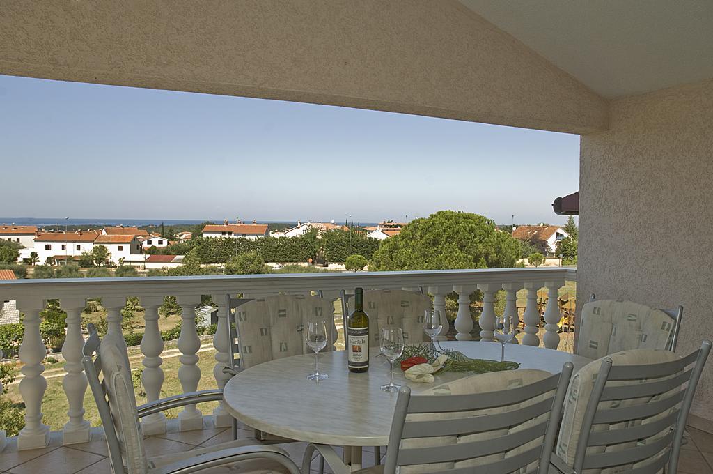 Apartments Lidija Matosevic Porec Ngoại thất bức ảnh